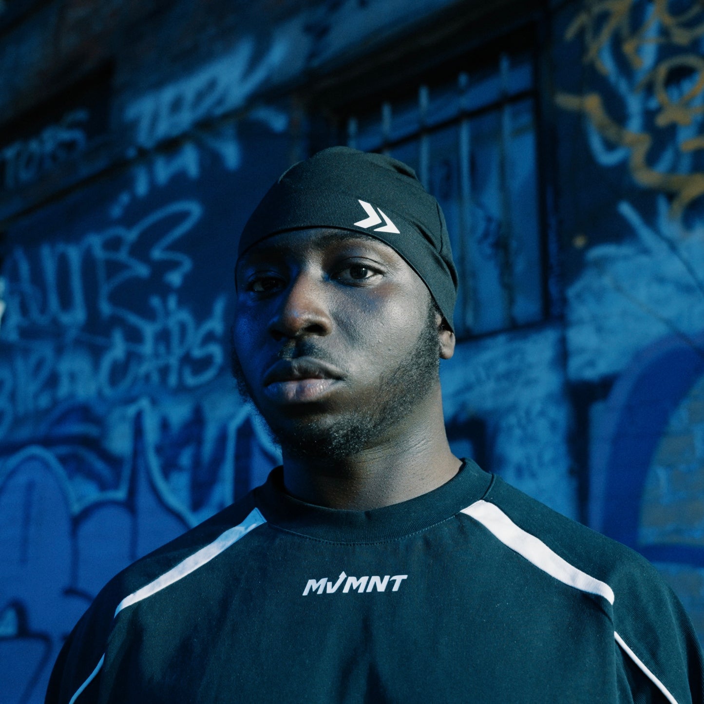 PERFORMANCE SKULLY | BLACK